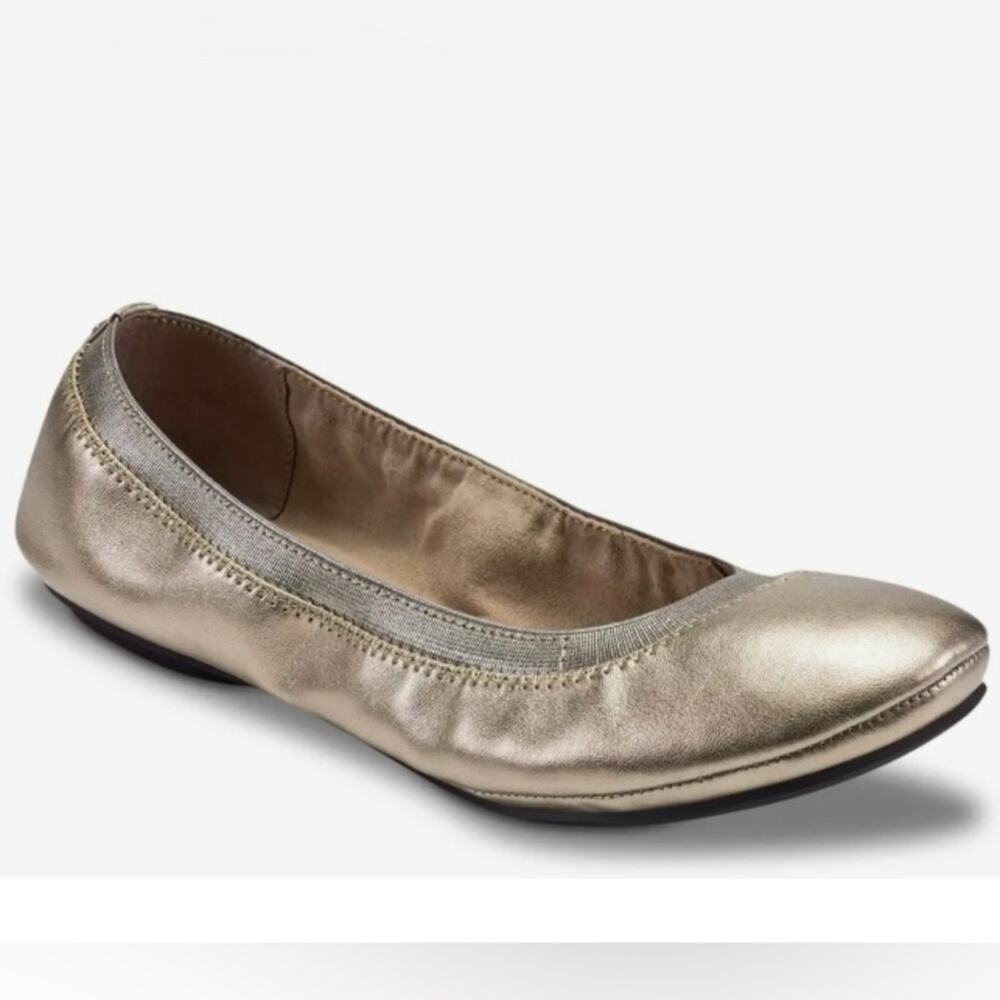 BANDOLINO Ballet Flats. Metallic‎ Gold. Size 6. New without box.